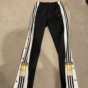 Adidas sweatpants